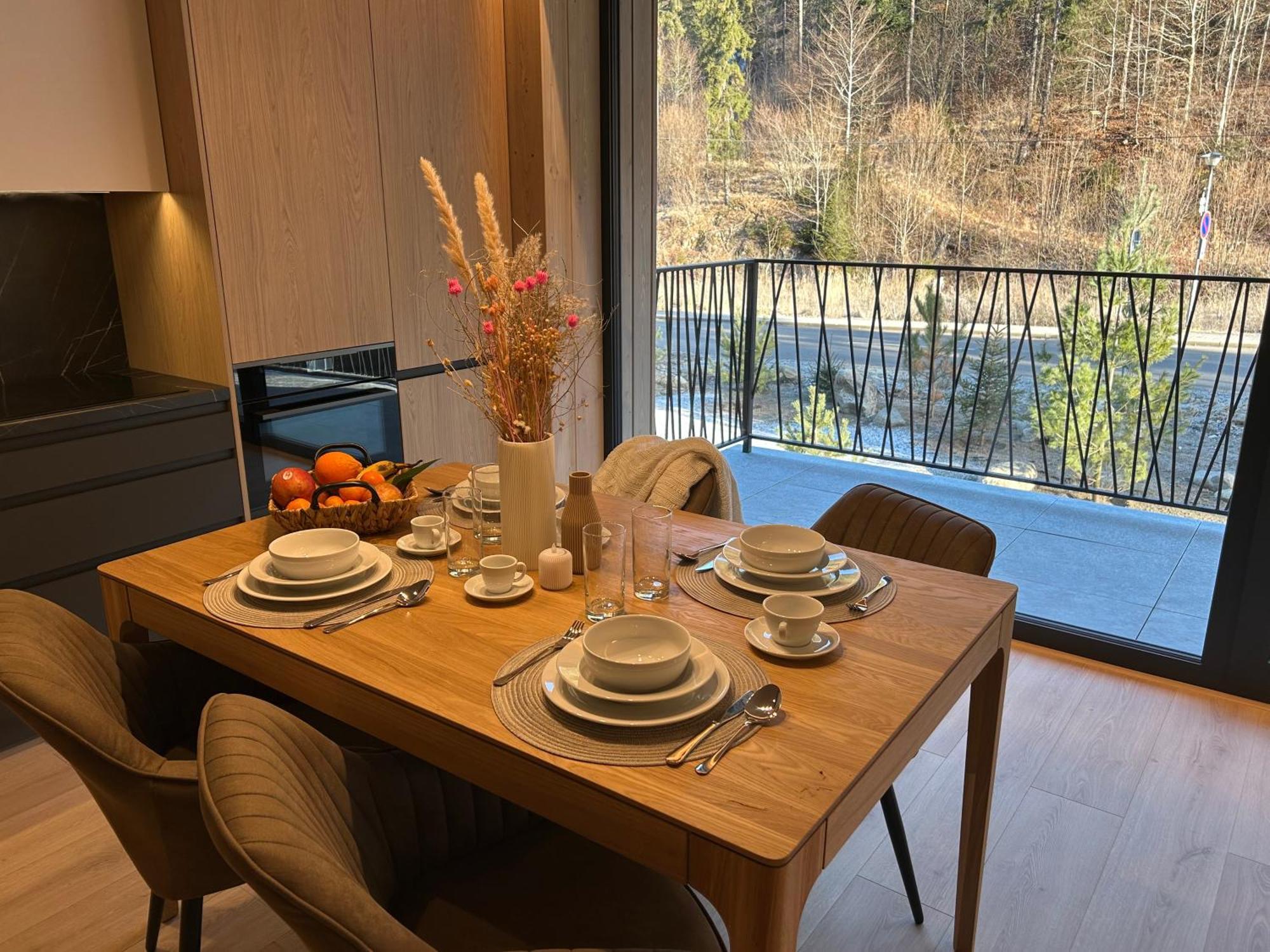 דמנובסקה דולינה Apartmany Dolina מראה חיצוני תמונה